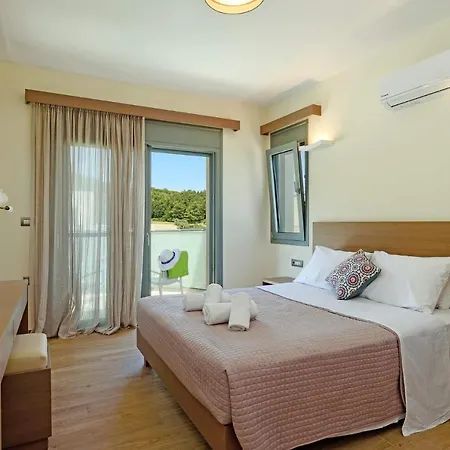 Villa Paleos Evergreen By